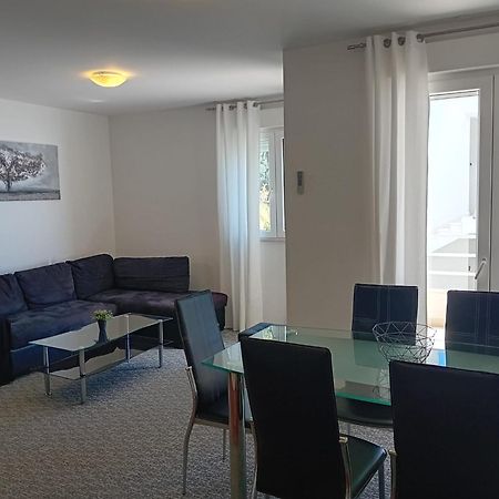 Apartment Gabi Трогір Екстер'єр фото