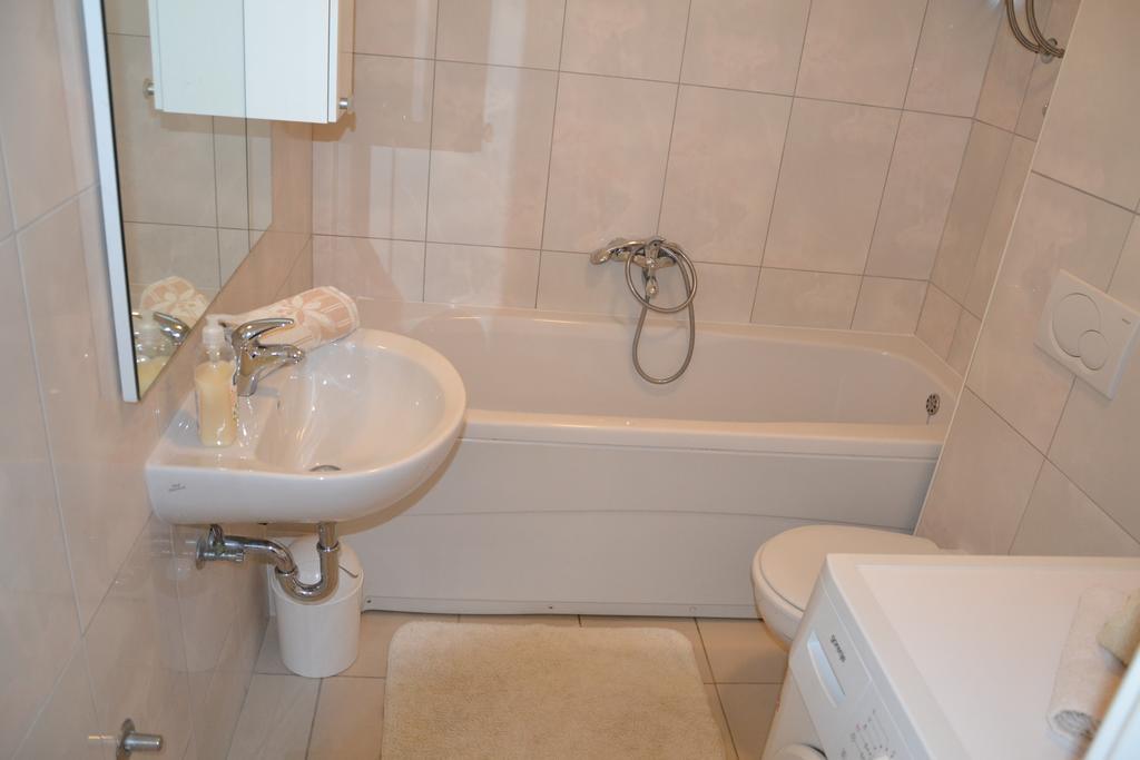 Apartment Gabi Трогір Номер фото